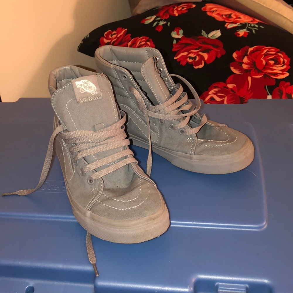 Vans - Picture 2 of 2